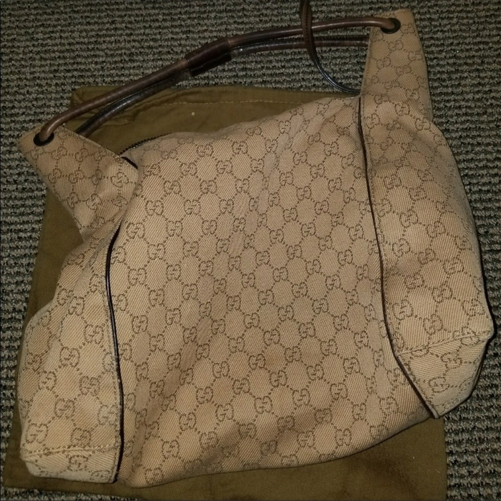AUTHENTIC ***Gucci canvas bag !!💖💖💖light wear - Picture 7 of 8